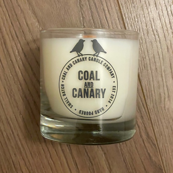 Coal & Canary Astrology Collection Aries Maple Walnut Fudge Wood Wick Candle - Picture 2 of 5